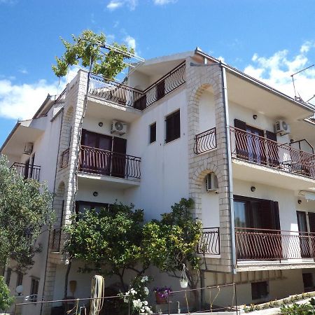 Apartments Ana Подстрана Екстериор снимка