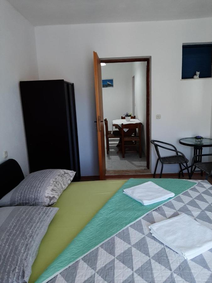Apartments Ana Подстрана Екстериор снимка