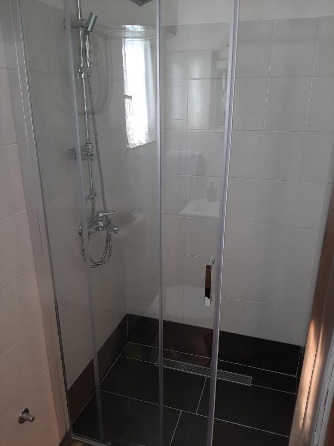 Apartments Ana Подстрана Екстериор снимка