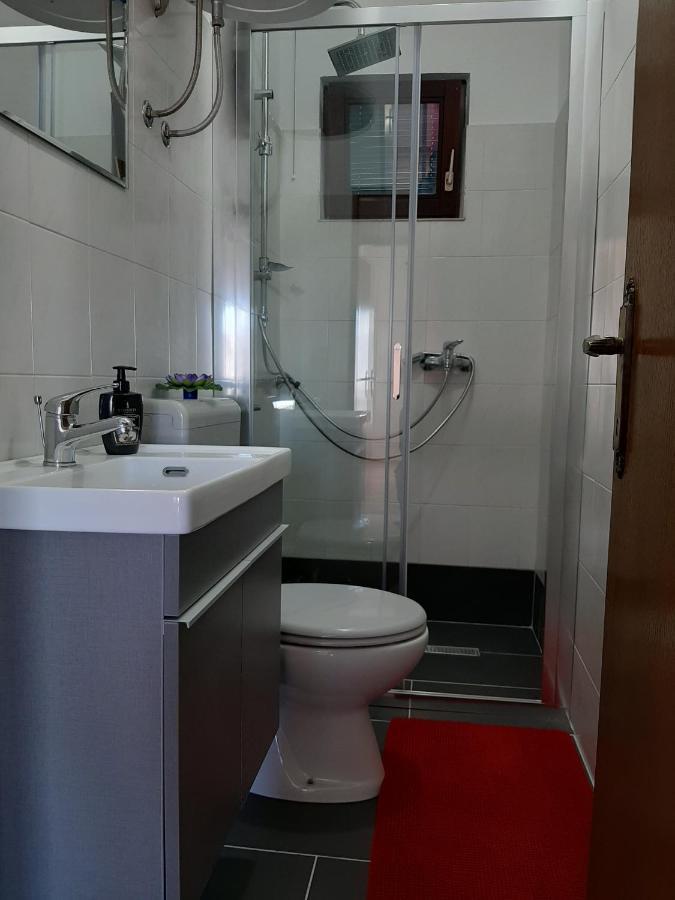 Apartments Ana Подстрана Екстериор снимка